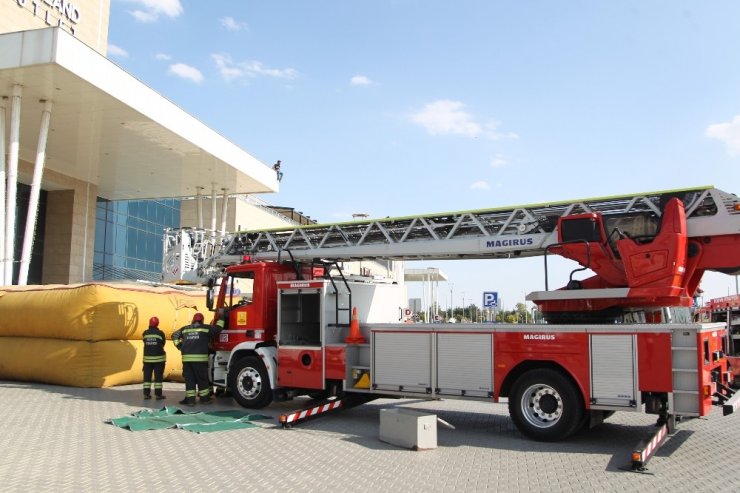 Konya'nın intihar rekortmeni bu sefer AVM çatısına çıktı!