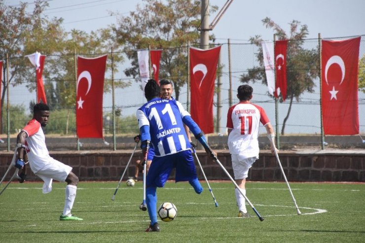 Şahinbey Ampute galibiyetle başladı