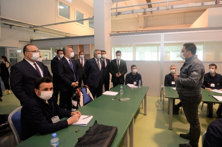 Sanayi ve Teknoloji Bakan Yardımcısı Hasan Büyükdede: