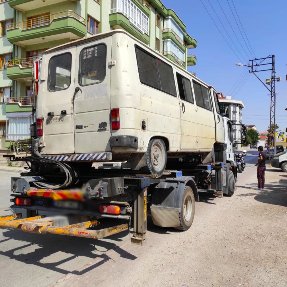 Konya'da trafik denetimleri hız kesmiyor! 724 sürücüye işlem yapıldı