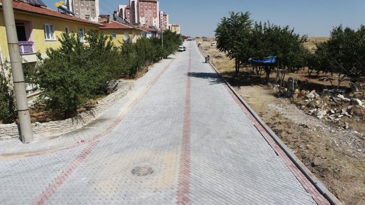 Karaman Belediyesinde asfalt ve kaldırım çalışmaları devam ediyor