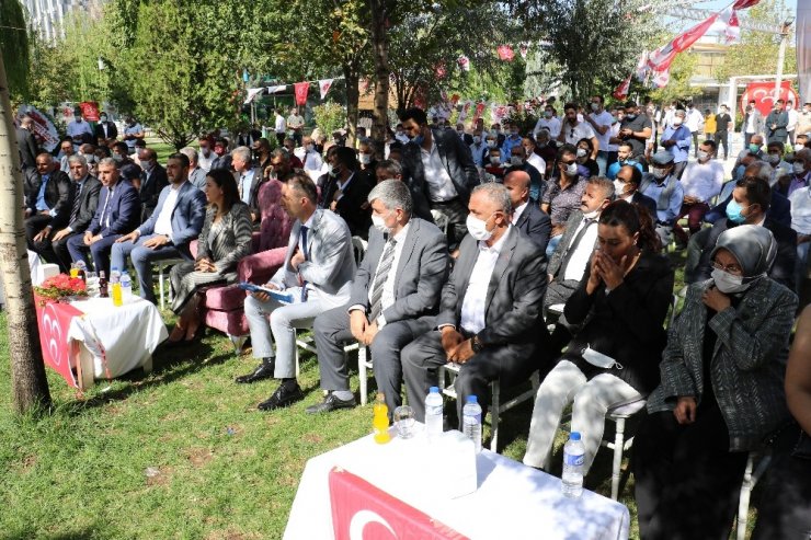 MHP’den Diyarbakır’da gövde gösterili kongre