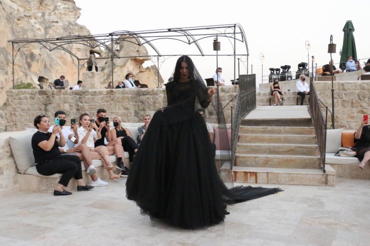 Kapadokya’da Moda Haftası düzenlendi