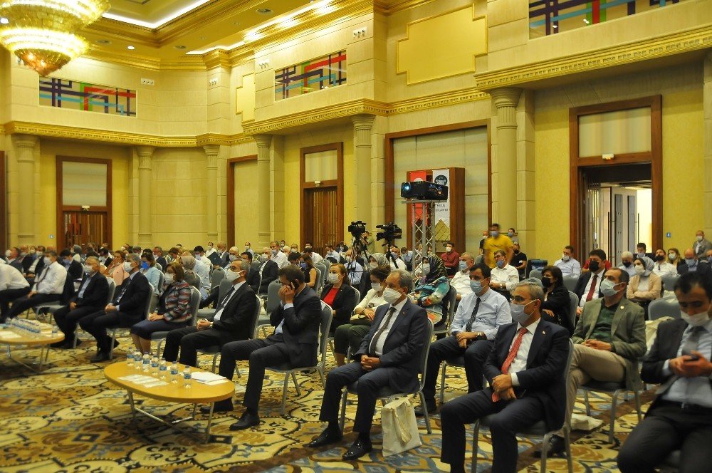 Tarihi Kentler Birliği'nden Akşehir'e Gavur Hamamı restorasyonu ödülü