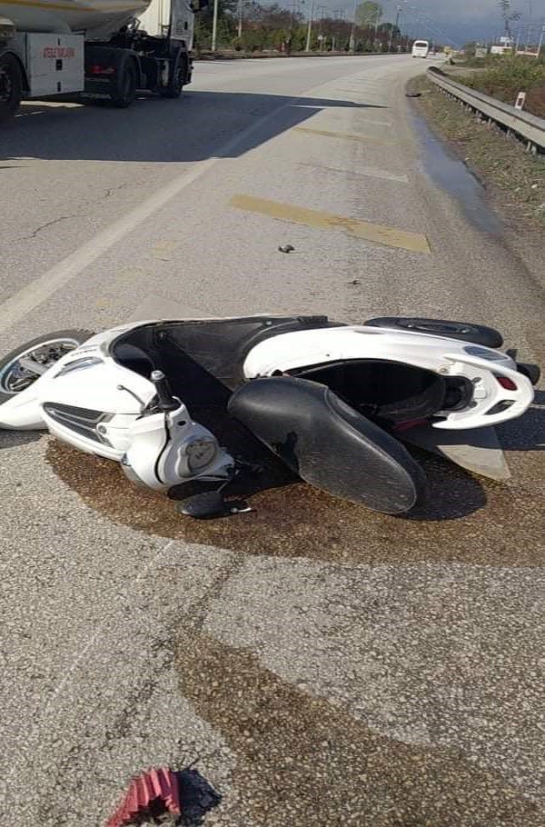 Düzce’de motosikletle otomobil çarpıştı: 1 ağır yaralı