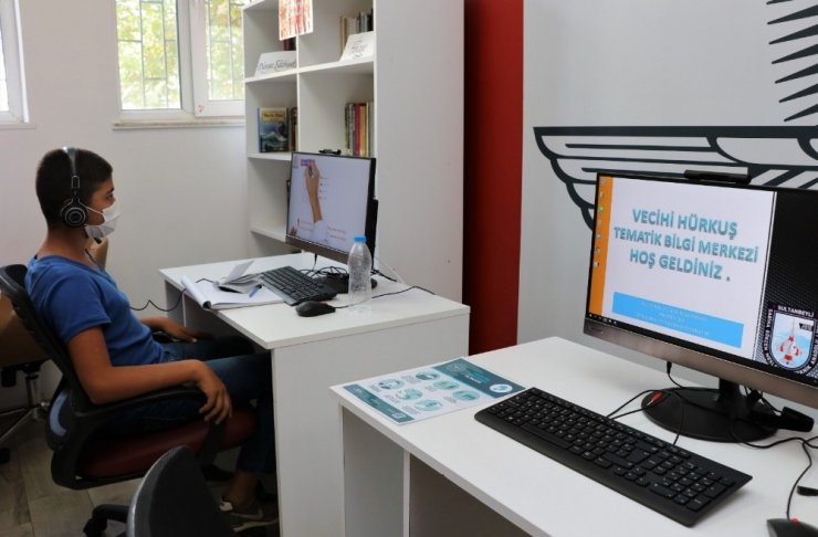 Sultanbeyli’de Tematik Bilgi ve Öğrenme Merkezleri EBA Destek Noktalarına dönüştürüldü