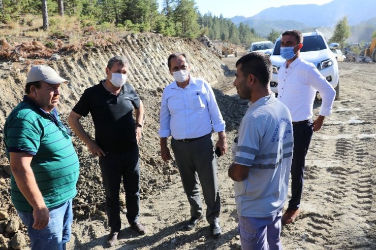 Büyükşehirden Gazipaşa’nın yaylalarında yol çalışması