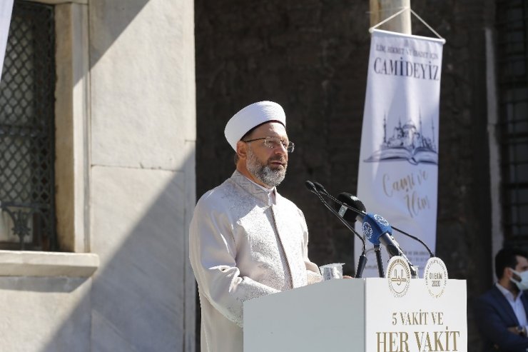 Diyanet İşleri Başkanı Erbaş, "Camiler ve Din Görevlileri Haftası"nın açılış programına katıldı
