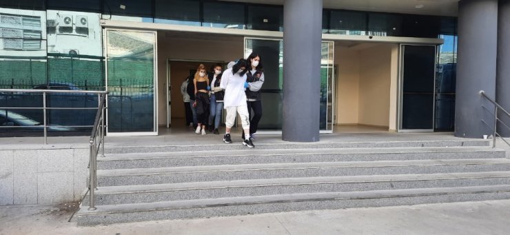 Bursa’da uyuşturucu operasyonu: 3 tutuklama