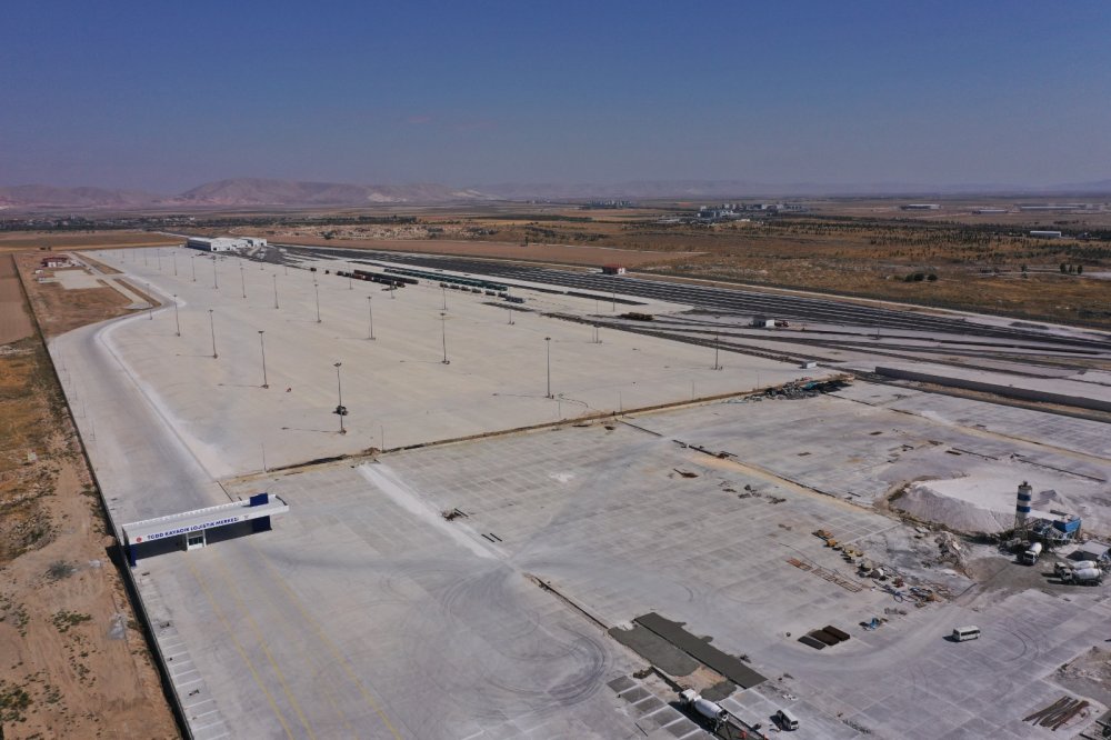 Konya transit geçiş noktası ve lojistik merkezi olacak