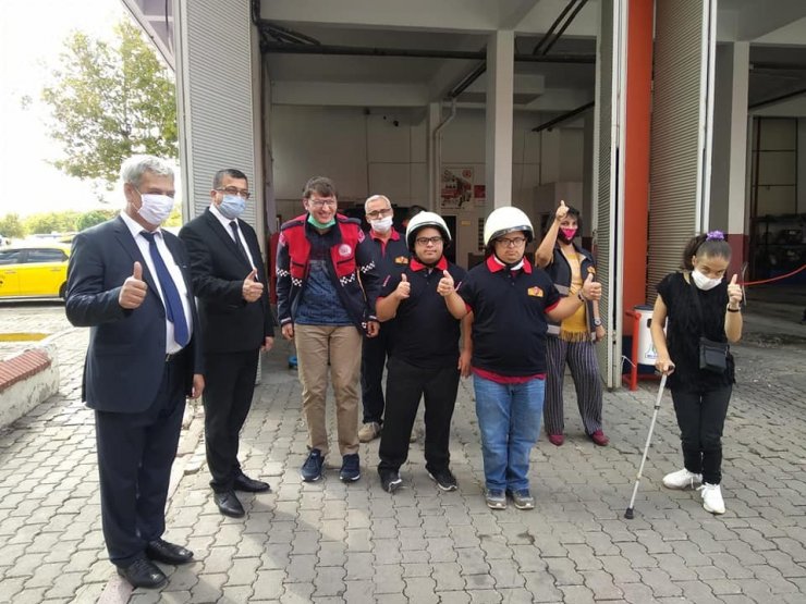 Özel çocuklar itfaiye eri oldu