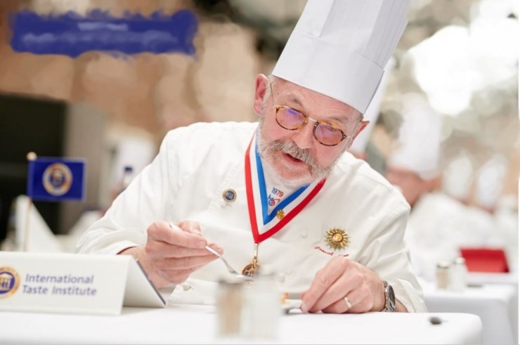 Waffle’cı Akın, yine dünyanın en prestijli ödülünü aldı