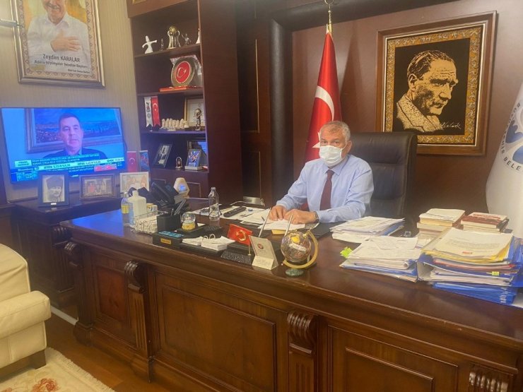 Adana’da haciz kararı kaldırıldı, eşyalar makam odasına konuldu