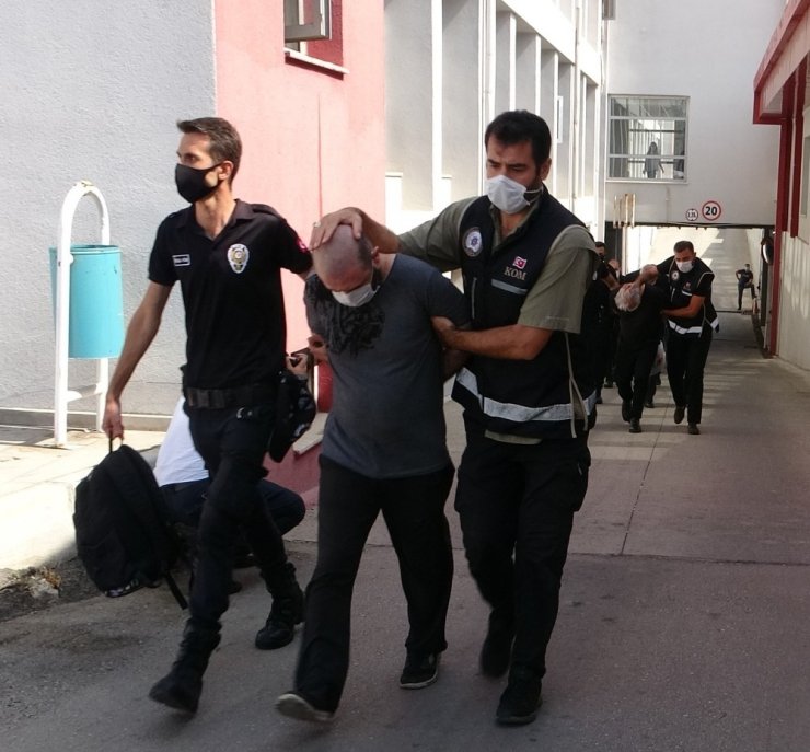 “Sihirbaz” imzaları tencerede kaynatamadan polise yakalanmış