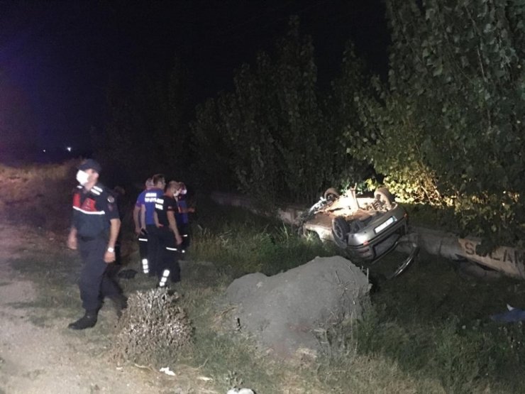 Ceyhan’da trafik kazası: 2 ölü, 1 yaralı