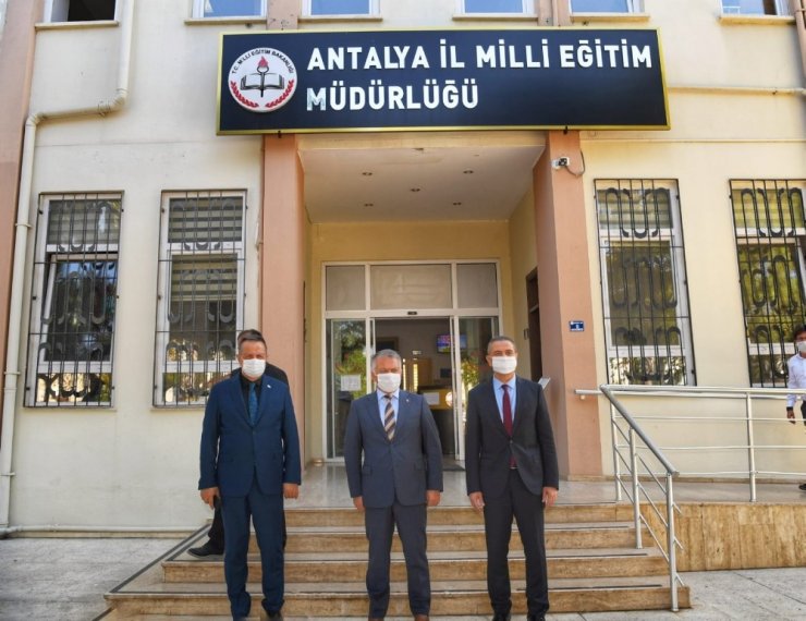 Vali Yazıcı: "Eğitim birinci önceliğimiz"