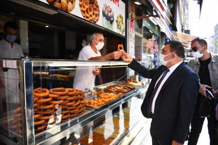 Başkan Gürkan’dan esnaf ziyareti