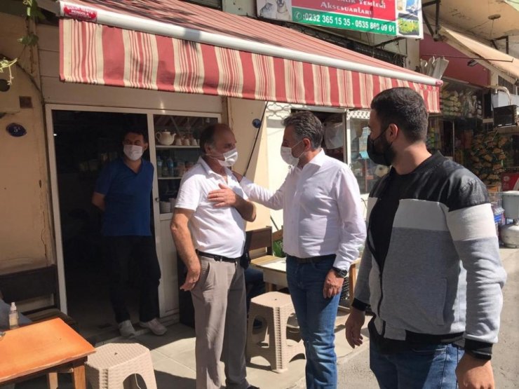 Başkan Sandal, esnafı ziyaret etti