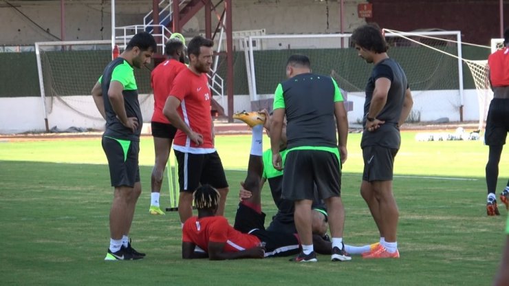 Adama Traore maç saatinde belli olacak