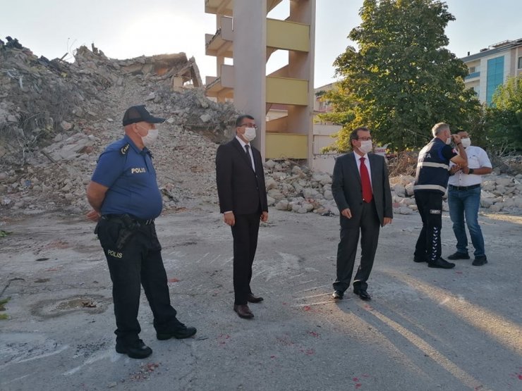 Çan’da yıkılan hükümet binasına denetleme