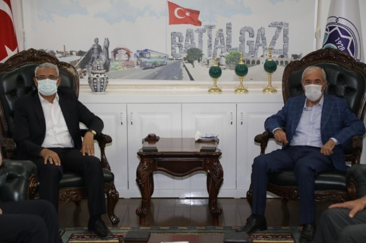 Çelikhan’dan Battalgazi’ye ’kardeş belediye’ ziyareti