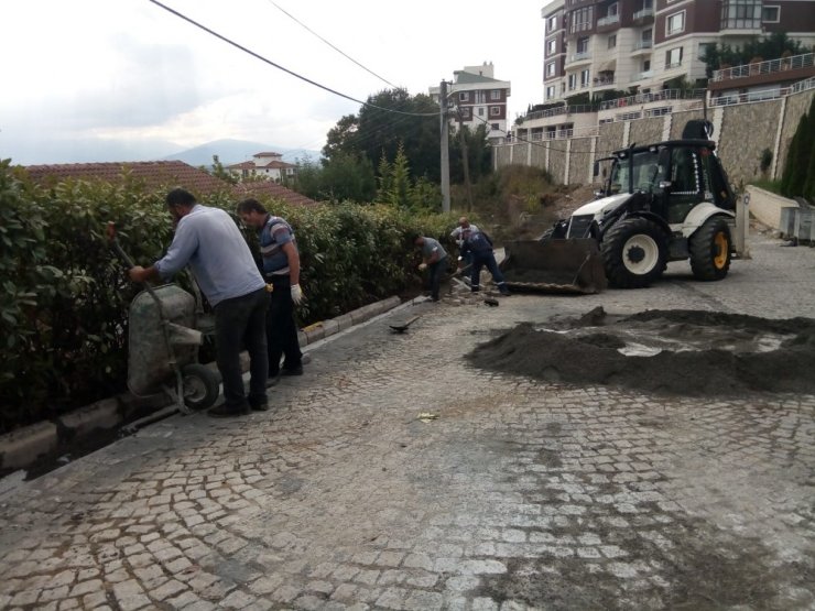 Düzce’de kaldırımlar yenileniyor