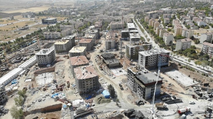 Depremde ağır hasar alan mahalle, 2 bin 251 konutla yenileniyor