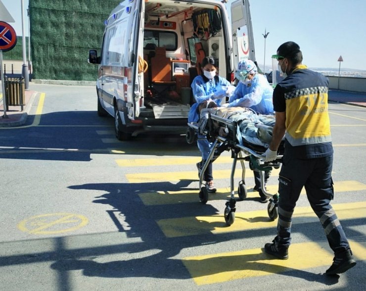 112 çalışanlarının ’yaşam savaşı’ kameralara yansıdı