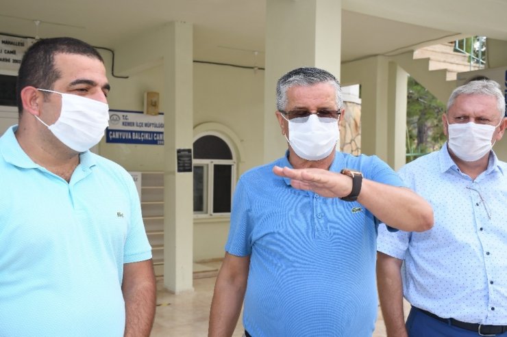 Kemer Belediyesi’nden Balçıklı Cami’ne bakım