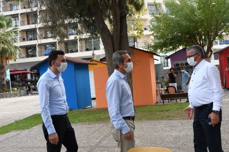 Kemer’de cankurtaranlar brövelerini aldı