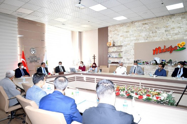 Başkan Gürkan’dan tabela hassasiyeti