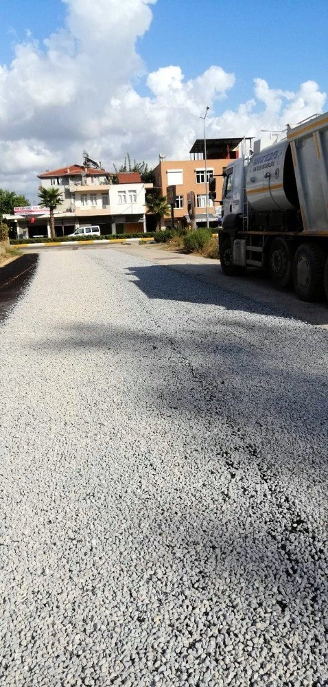 Manavgat Belediyesi’nden asfaltlama çalışması