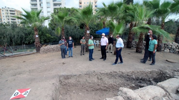 Rektör Çamsarı’dan Soli Pompeiopolis kazı alanında inceleme