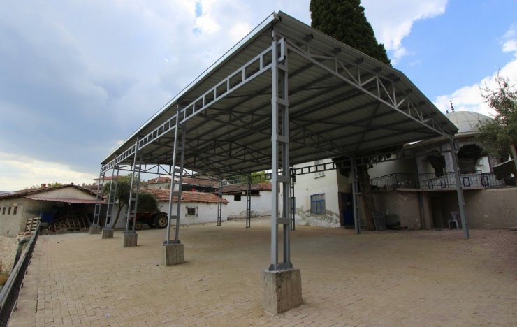 Seyitoba Mahallesine sosyal etkinlik alanı yapıldı