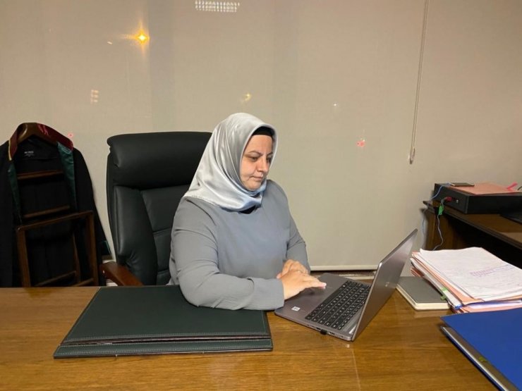 Başörtülü Baro Başkanı Gönül Yıldız: “İnancımızla yapmak istediğimiz meslek arasında sıkıştırıldık”