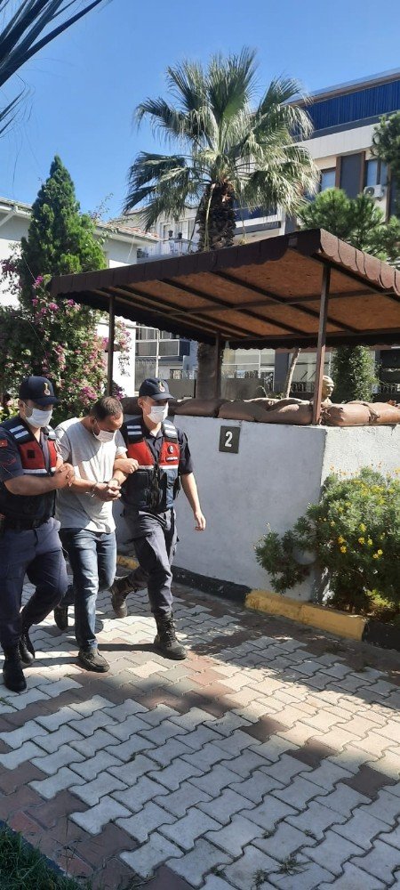 10 aydır kılık değiştirerek kaçan cezaevi firarisi İzmir’de yakalandı