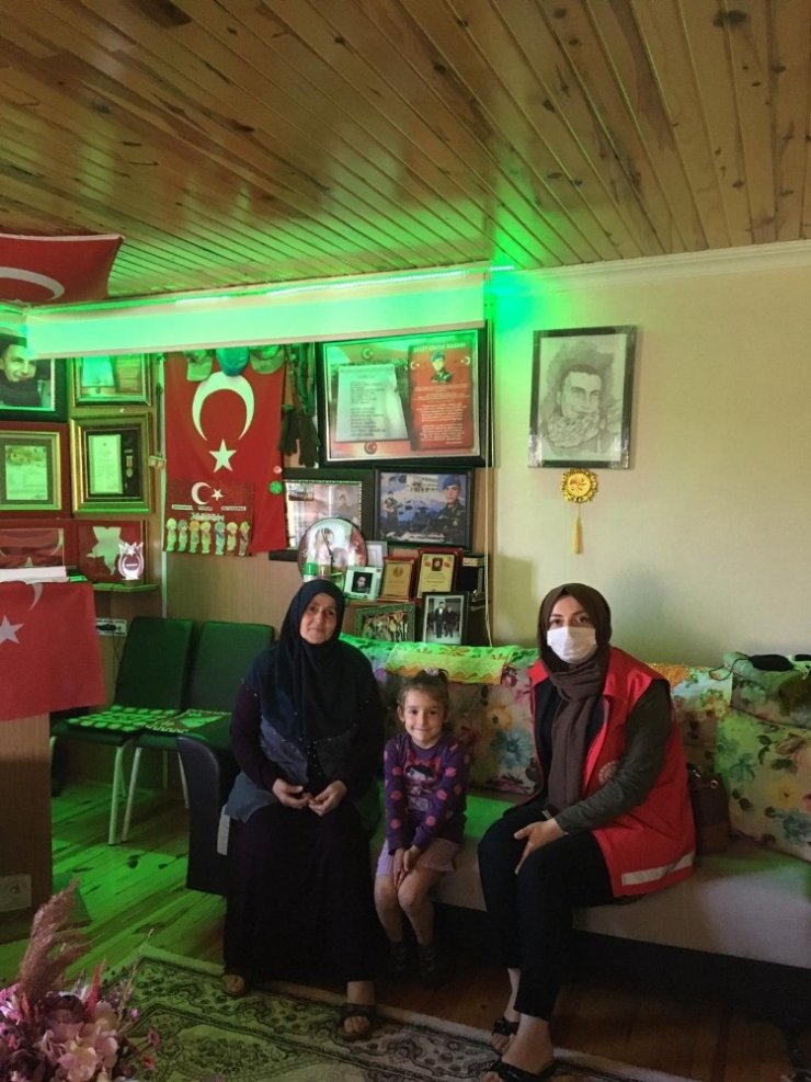 Şehit ailesine ziyaret gerçekleştirildi