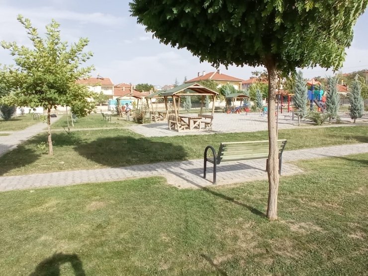 Emirdağ Belediyesi sonbahar çalışmalarına başladı