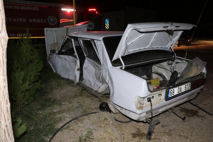 İşçi servis minibüsü ile otomobil çarpıştı: 6 yaralı