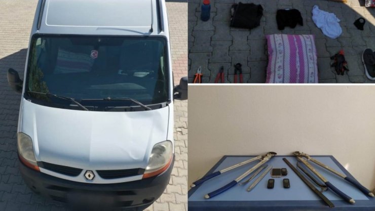 40 km dağ yollarından giderken 3 plaka değiştiren kar maskeli hırsızlar JASAT’tan kaçamadı