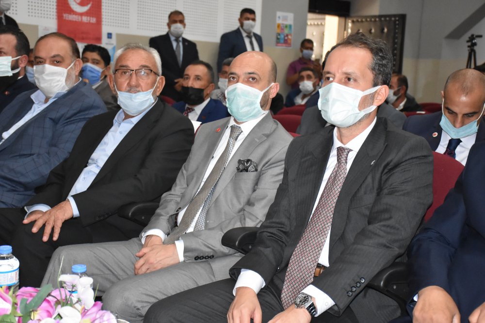 Fatih Erbakan: Yeniden Refah Partisi'ne 'FETÖ ile terör ile iş birliği yapıyor' demeleri imkansız