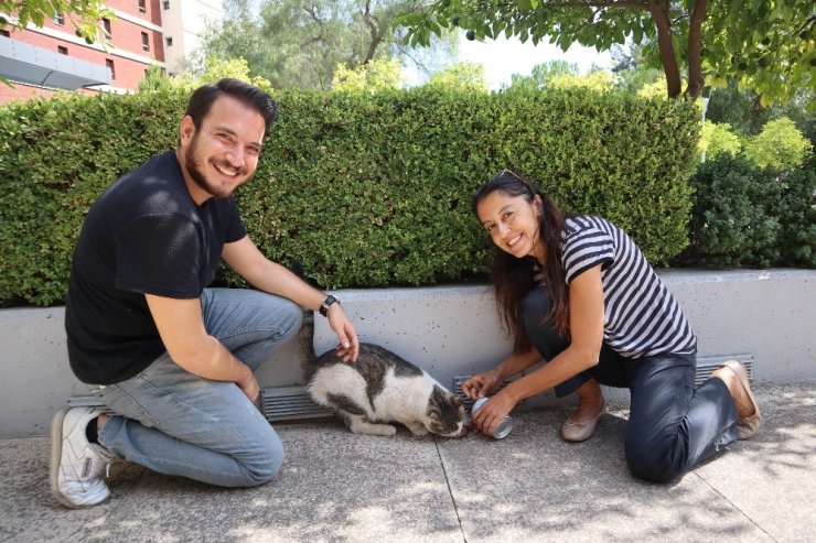 Kampüste ‘sevgi’ nöbeti