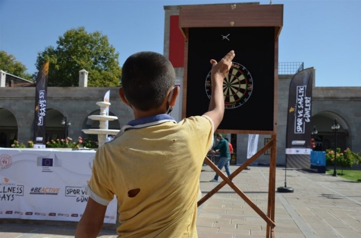 Hem spor yapıldı, hem tarih tanıtıldı