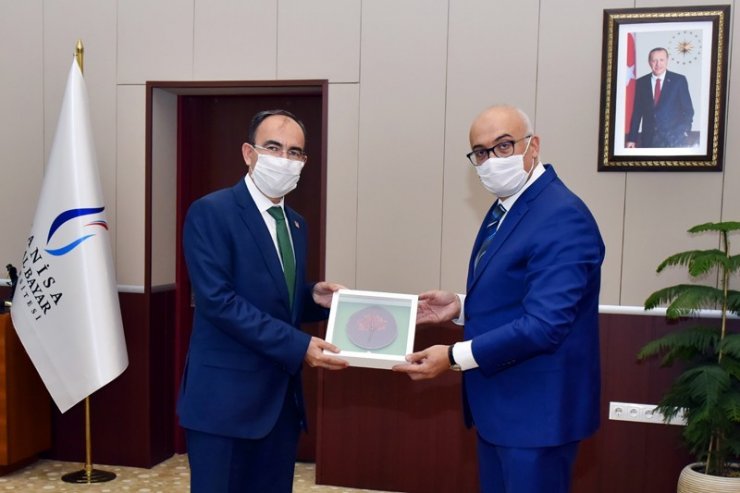 Rektör Beydemir’den Celal Bayar Üniversitesine ziyaret
