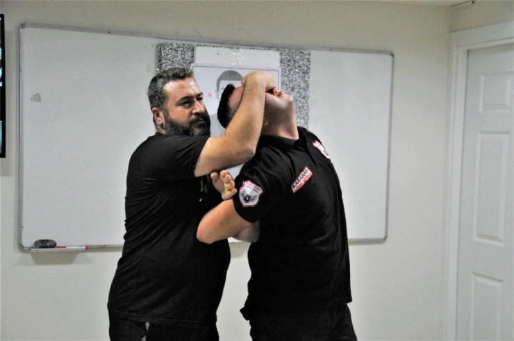 Sağlık çalışanları için güvenlik görevlilerine ‘yakın dövüş’ eğitimi