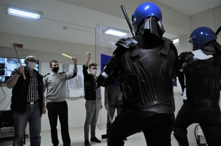 Sağlık çalışanları için güvenlik görevlilerine ‘yakın dövüş’ eğitimi