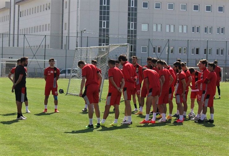 Eskişehirspor Ümraniyespor maçı hazırlıklarını tamamladı