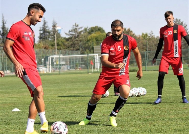 Eskişehirspor Ümraniyespor maçı hazırlıklarını tamamladı