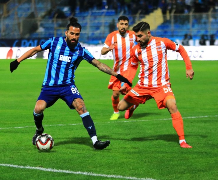 Adana Demirspor ile Adanaspor 62. randevuda