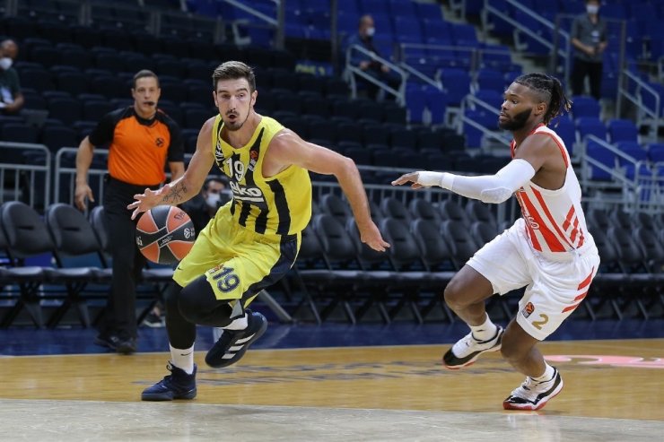 THY Euroleague’e Fener iyi, Efes kötü başladı